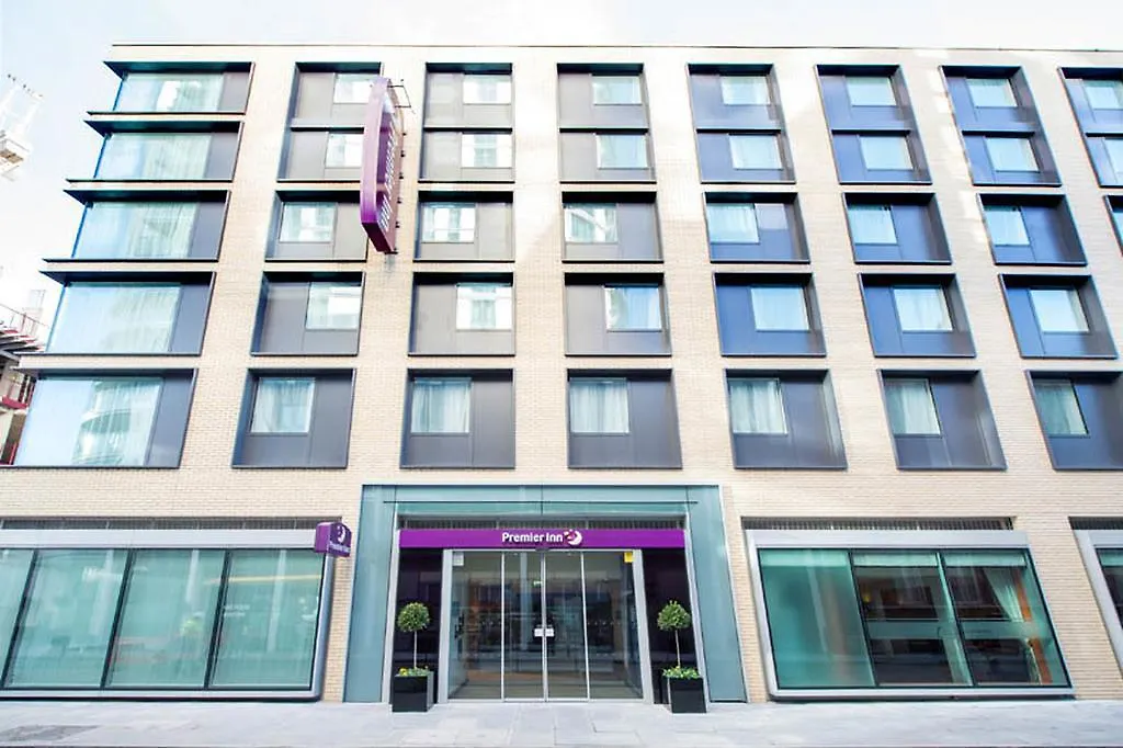 Premier Inn London City - Aldgate-1